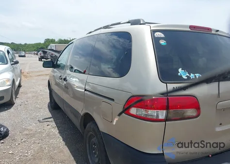 2002 Toyota Sienna Ce z USA, uszkodzony, nr VIN 4T3ZF19C22U451177